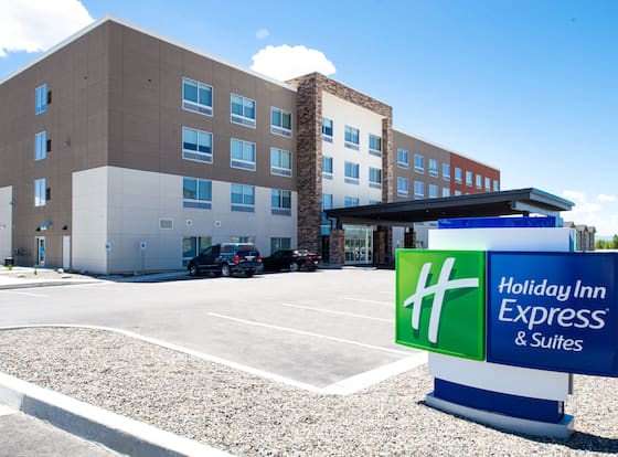 Holiday Inn Express & Suites Elko, an IHG Hotel allows check-in for 18 year-old guests