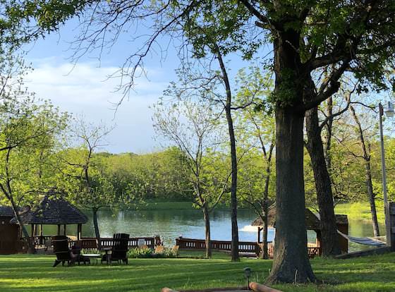 Walnut Waters Bed & Breakfast allows check-in for 18 year-old guests