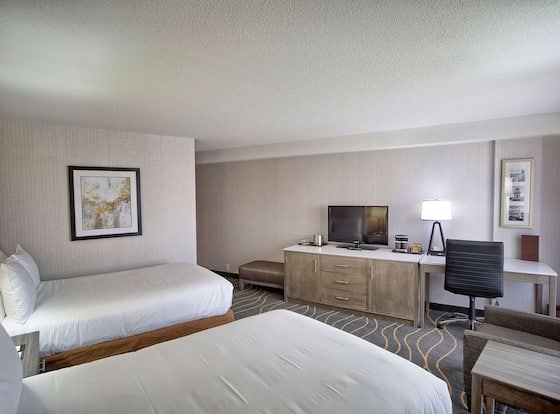 DoubleTree by Hilton Hotel Portland allows check-in for 18 year-old guests