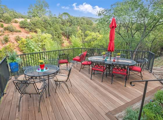 Adobe Dream - Luxury East Side Adobe Home, Light Filled and Spacious allows check-in for 18 year-old guests