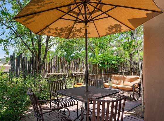 Artesano - Amazing Handcrafted Tile and Wood Work, Walk to Canyon Road allows check-in for 18 year-old guests