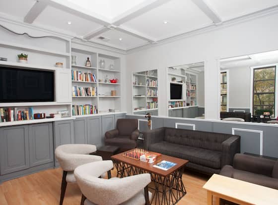 Chicago Parthenon Hostel allows check-in for 18 year-old guests