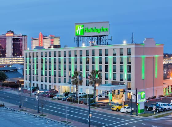 Holiday Inn Shreveport Downtown, an IHG Hotel allows check-in for 18 year-old guests