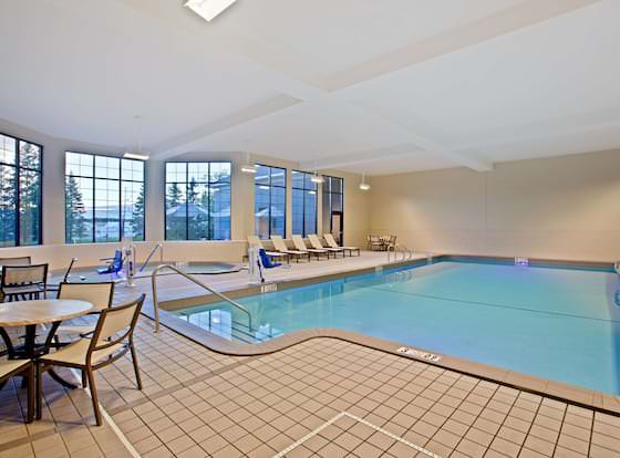 Hampton Inn Sault Ste Marie allows check-in for 18 year-old guests