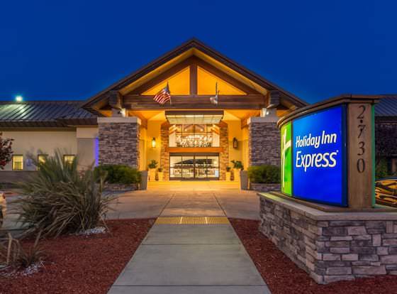Holiday Inn Express Walnut Creek, an IHG Hotel allows check-in for 18 year-old guests