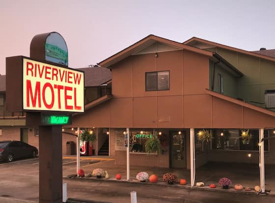 Riverview Trout Lodge allows check-in for 18 year-old guests