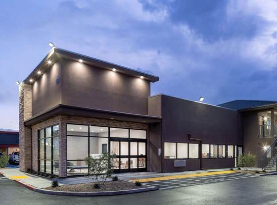 Ramada by Wyndham Modesto Yosemite Area allows check-in for 18 year-old guests