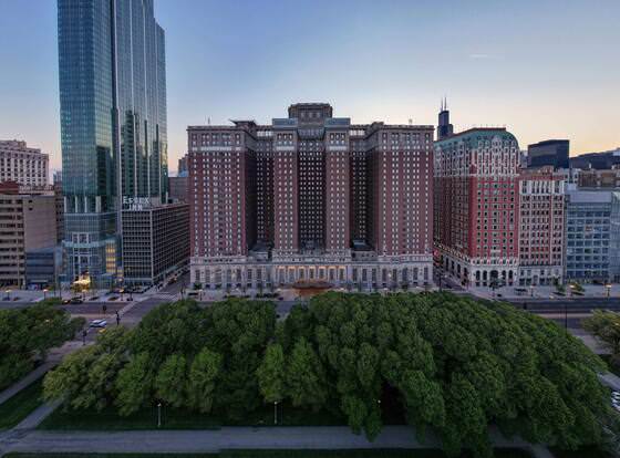 Hilton Chicago allows check-in for 18 year-old guests