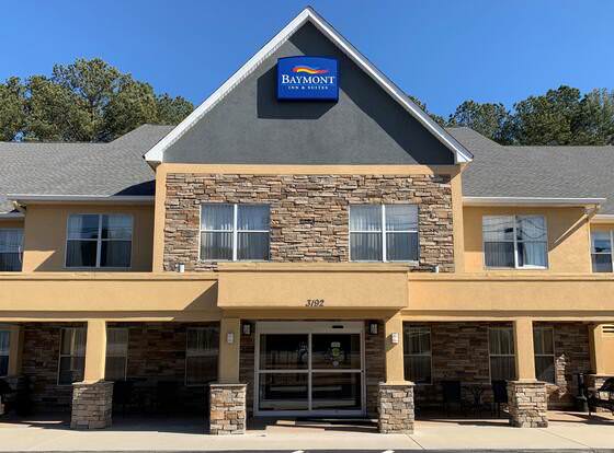 Baymont by Wyndham Kennesaw allows check-in for 18 year-old guests