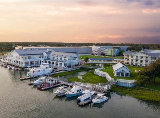 Beaufort Hotel NC allows check-in for 18 year-old guests