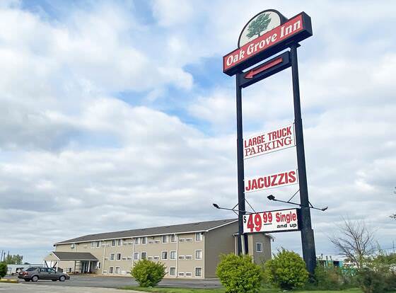 Oak Grove Inn allows check-in for 18 year-old guests