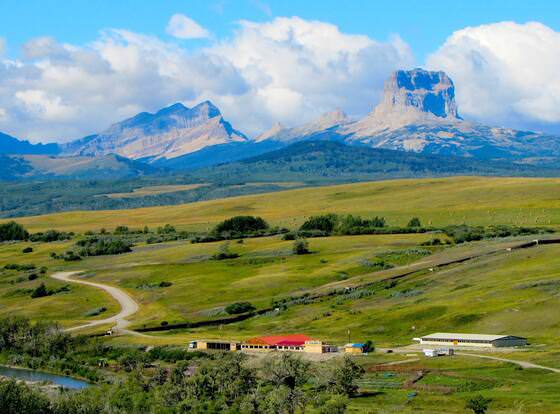 Hooks Hideaway Motel allows check-in for 18 year-old guests