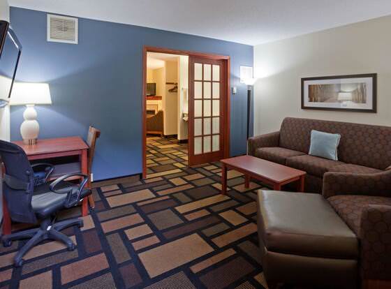 AmericInn by Wyndham Austin allows check-in for 18 year-old guests