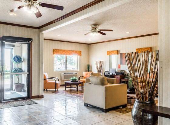 Quality Inn allows check-in for 18 year-old guests