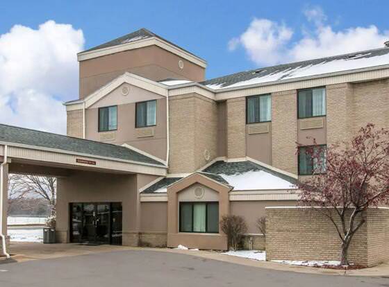 Baymont by Wyndham Flat Rock allows check-in for 18 year-old guests