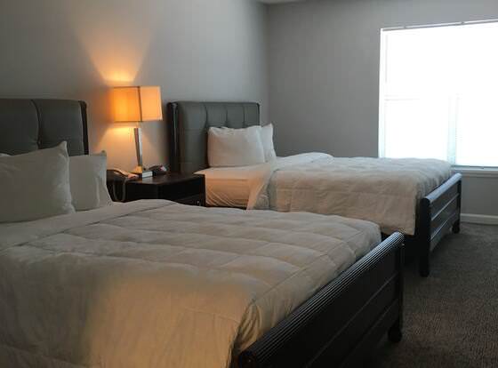 Ambassador Inn And Suites allows check-in for 18 year-old guests