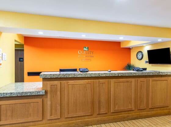 Quality Inn Texas City I-45 allows check-in for 18 year-old guests