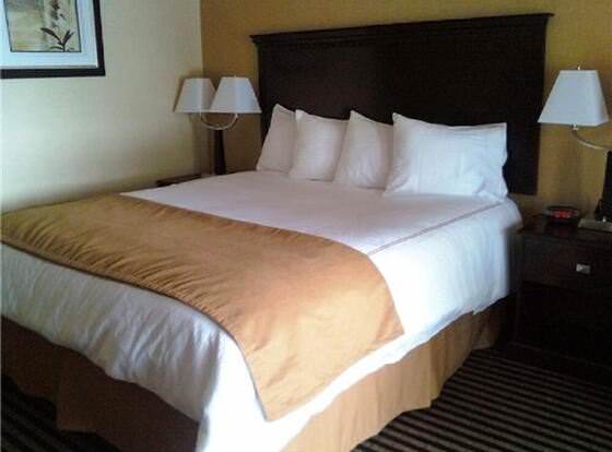 Howards On The River allows check-in for 18 year-old guests