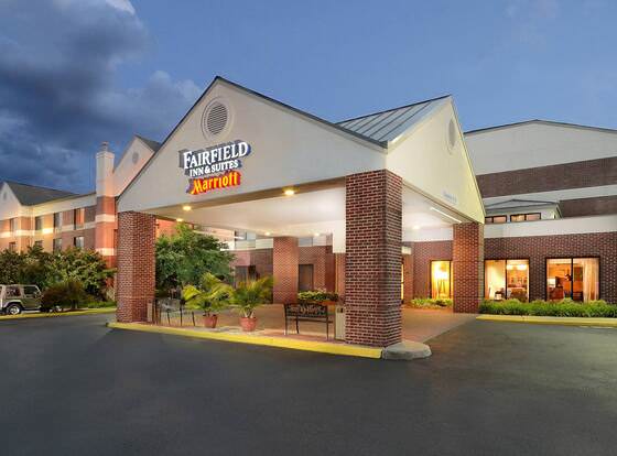 Fairfield Inn & Suites by Marriott Charlottesville North allows check-in for 18 year-old guests