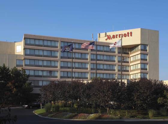 Detroit Marriott Livonia allows check-in for 18 year-old guests