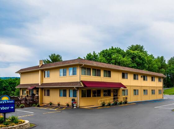 Days Inn by Wyndham Wurtsboro allows check-in for 18 year-old guests