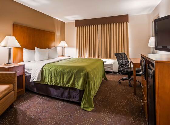 Quality Inn allows check-in for 18 year-old guests