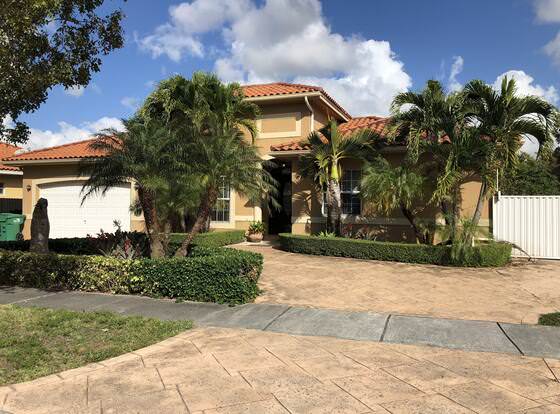 Fabulous Miami House allows check-in for 18 year-old guests