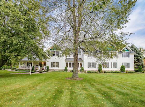 Biddle Point Inn & Event Venue allows check-in for 18 year-old guests