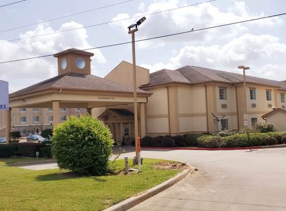 The Regal Hotel allows check-in for 18 year-old guests