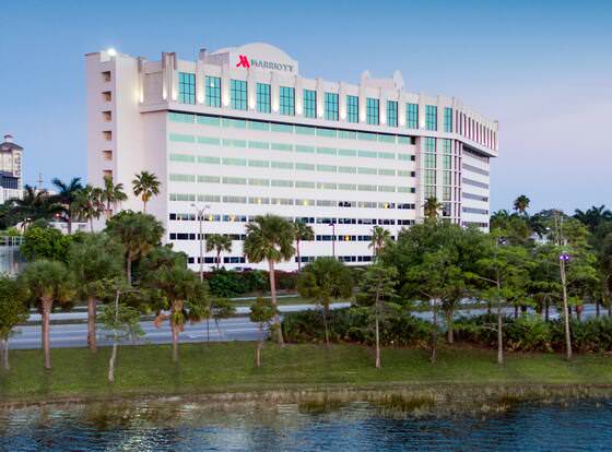 West Palm Beach Marriott allows check-in for 18 year-old guests