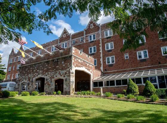 The Grand Summit Hotel allows check-in for 18 year-old guests