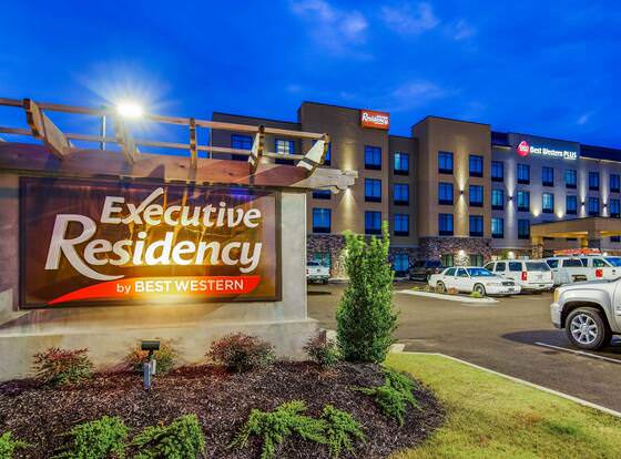 Best Western Plus Executive Residency Marion allows check-in for 18 year-old guests