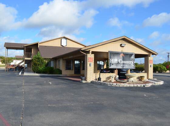 Hill Country Inn & Suites allows check-in for 18 year-old guests