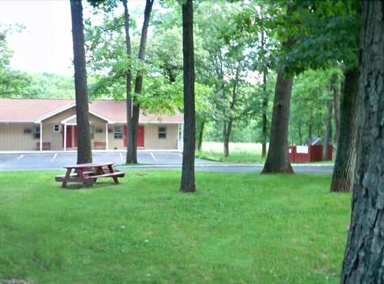 Pennswoods Inn allows check-in for 18 year-old guests