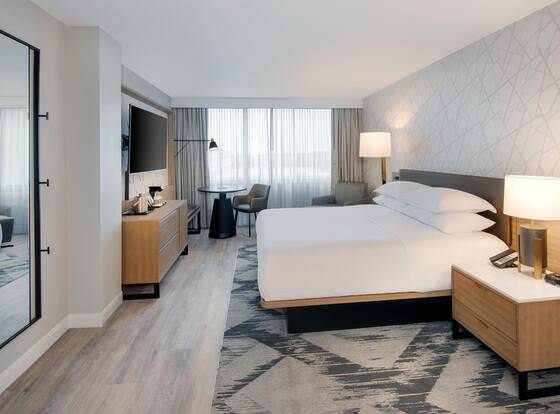 Sheraton Birmingham Hotel allows check-in for 18 year-old guests
