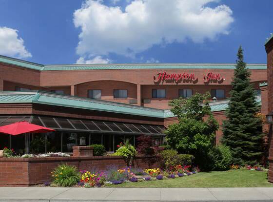 Hampton Inn Spokane allows check-in for 18 year-old guests