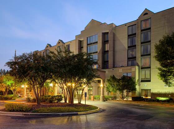 Candlewood Suites Birmingham - Inverness, an IHG Hotel allows check-in for 18 year-old guests
