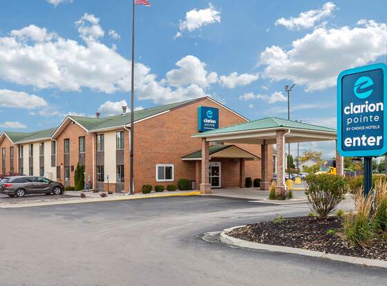 Clarion Pointe Racine - Mount Pleasant allows check-in for 18 year-old guests