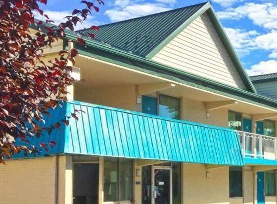 Americas Best Value Inn Pottstown allows check-in for 18 year-old guests