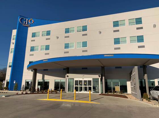 GLō Best Western Tulsa East Route 66 allows check-in for 18 year-old guests