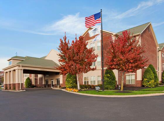 Homewood Suites by Hilton Nashville-Brentwood allows check-in for 18 year-old guests