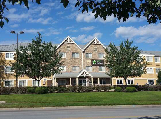 Extended Stay America Suites Louisville Alliant Avenue allows check-in for 18 year-old guests