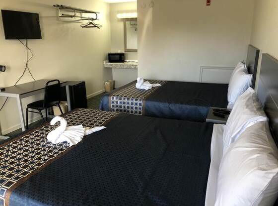 Crossroad's Inn allows check-in for 18 year-old guests