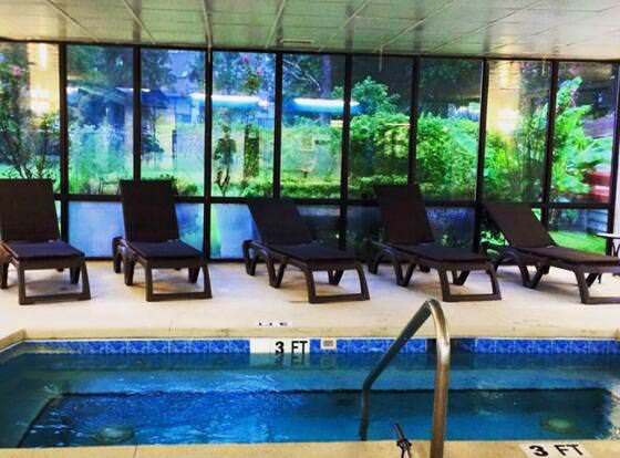 Shore Fun Down allows check-in for 18 year-old guests