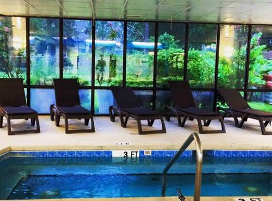 CG Cottage Up allows check-in for 18 year-old guests