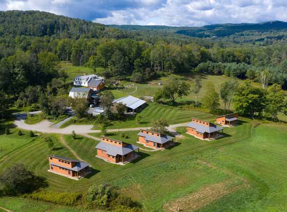 Fat Sheep Farm & Cabins allows check-in for 18 year-old guests