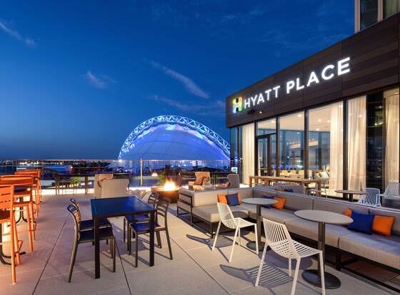 Hyatt Place Boston/Seaport District allows check-in for 18 year-old guests