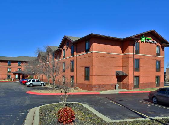 Extended Stay America Suites Oklahoma City Northwest allows check-in for 18 year-old guests