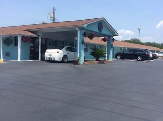 Budget Inn allows check-in for 18 year-old guests