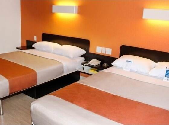 Motel 6 Jennings, LA allows check-in for 18 year-old guests